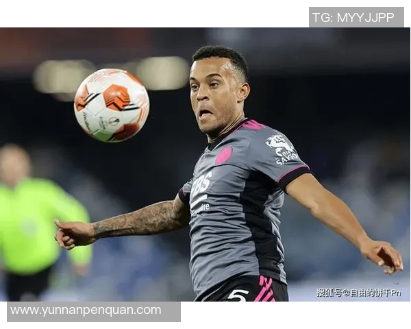 被忽视的绿茵传奇那些未被重视的足球明星背后的故事与成就 被忽视的绿茵传奇那些未被重视的足球明星背后的故事与成就